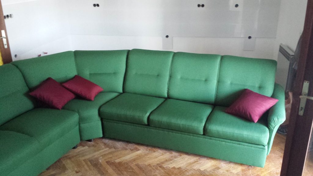 Tapeciranje namještaja Rijeka, Tapetar Rijeka, Tapeciranje fotelje, tapeciranje kauča, tapeciranje Sofe, Kvalitetno tapeciranje
